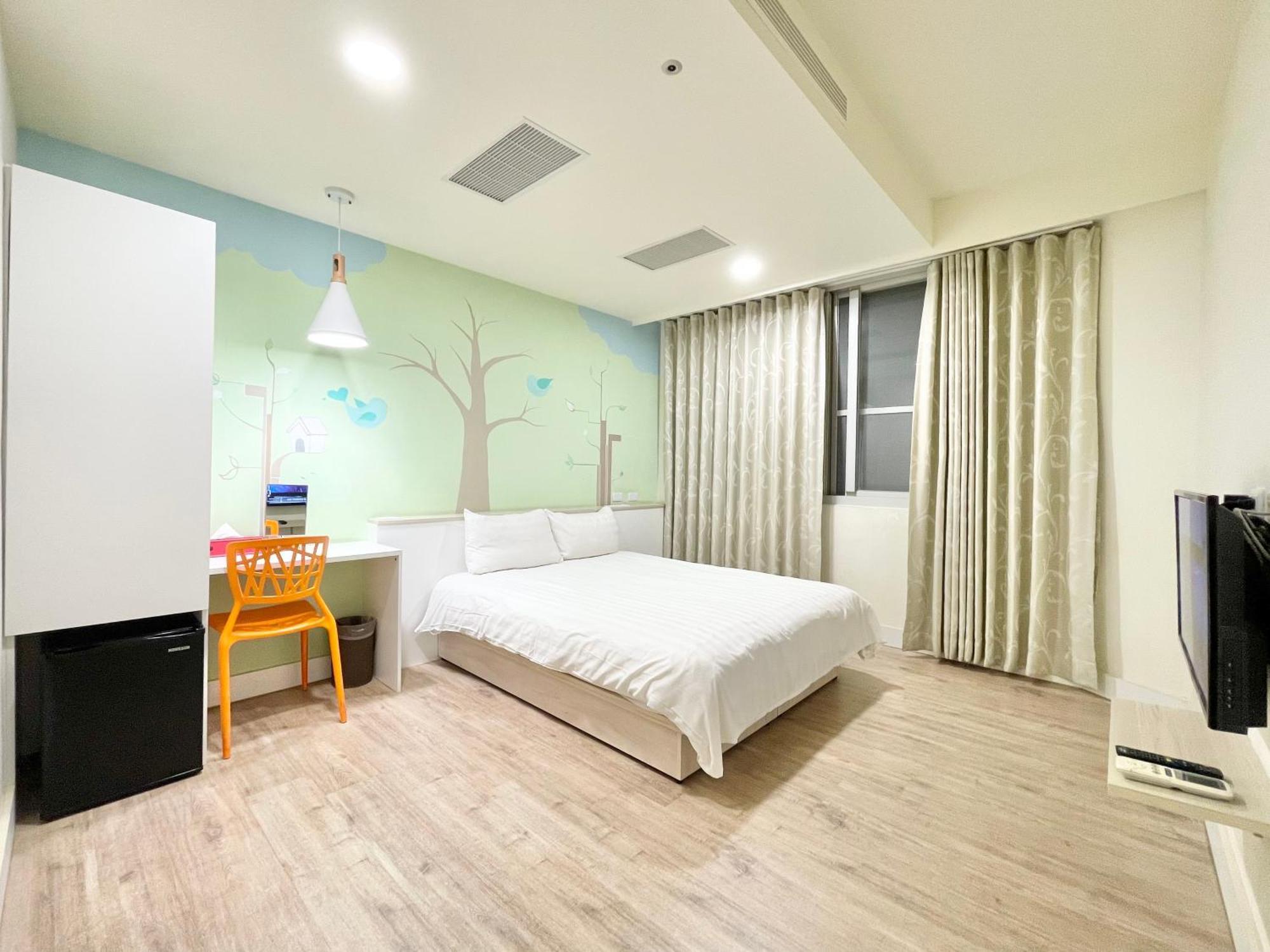 Key We Go Hotel 奇遇果人文旅店 Tainan Buitenkant foto