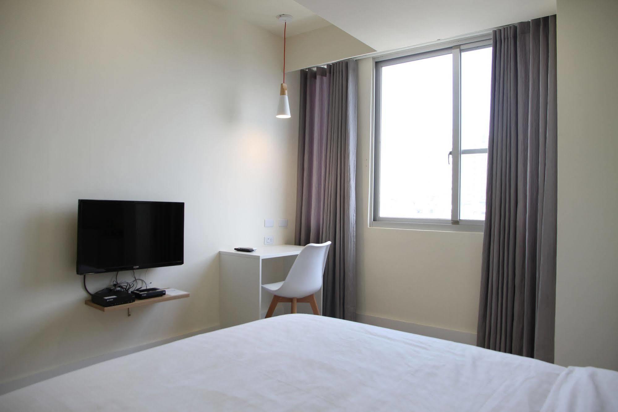 Key We Go Hotel 奇遇果人文旅店 Tainan Buitenkant foto